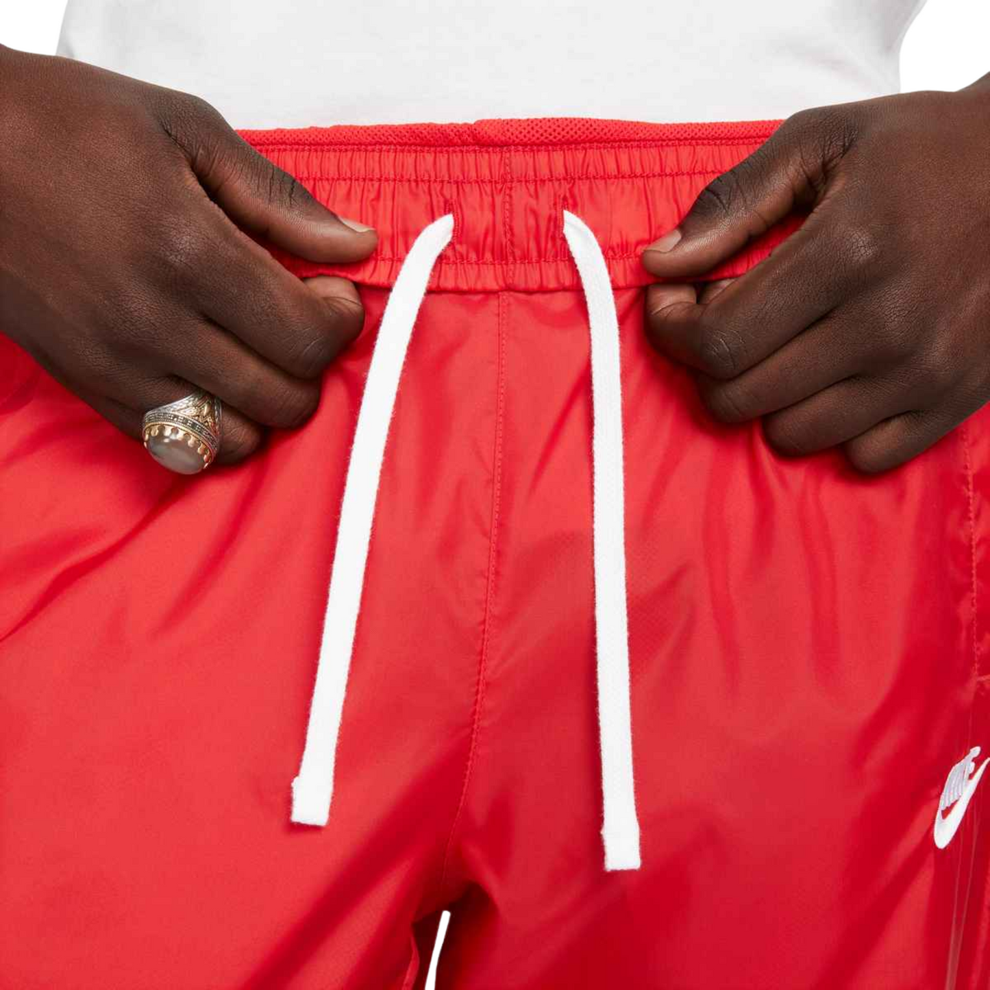 DR3337-657 - NIKE M NK CLUB LND WVN TRK SUIT