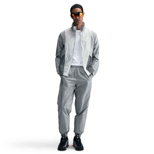 HJ1985-077 - NIKE M NK CLUB WVN TRK SUIT