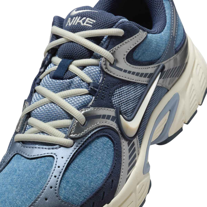 IH3649-006 - NIKE V5 RNR SE XMFW