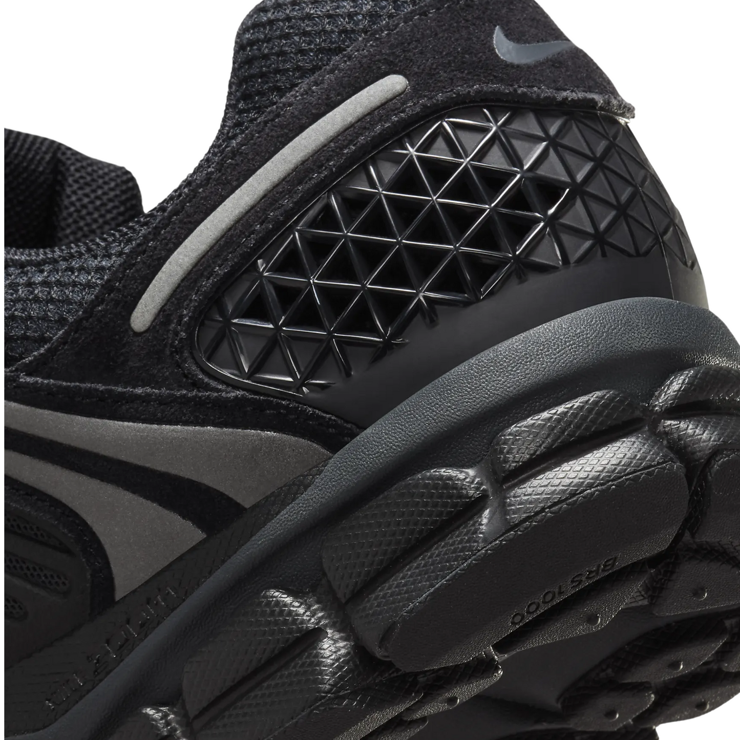 HF1553-001 - NIKE ZOOM VOMERO 5 SDE 