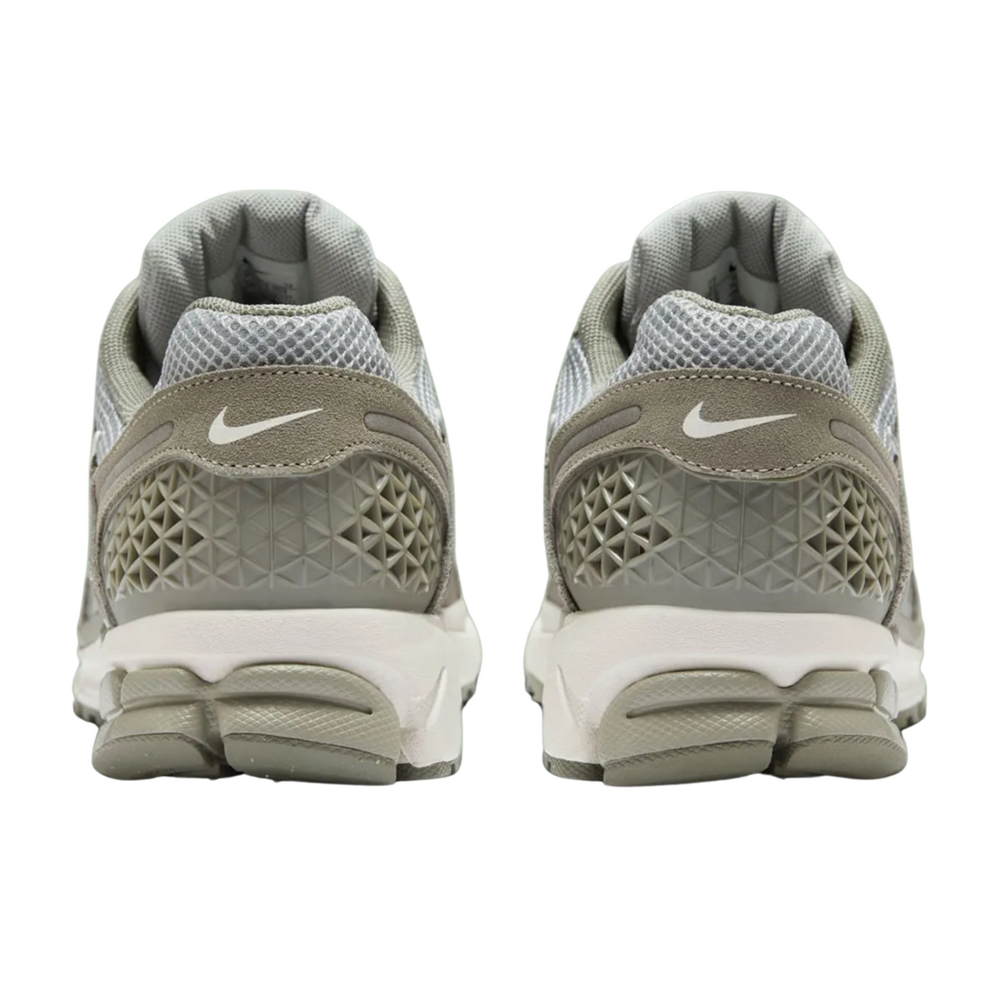HF1553-002 - NIKE ZOOM VOMERO 5 SDE